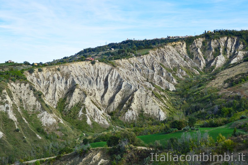 Atri- calanchi visuale