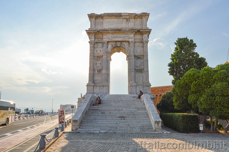 Ancona-Arco-di-Traiano