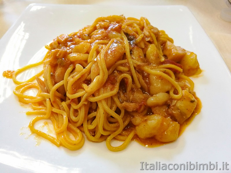 Ancona-pasta-con-lo-stoccafisso