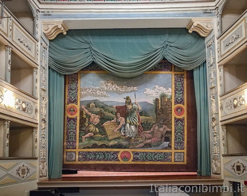 Potenza-Picena-teatro