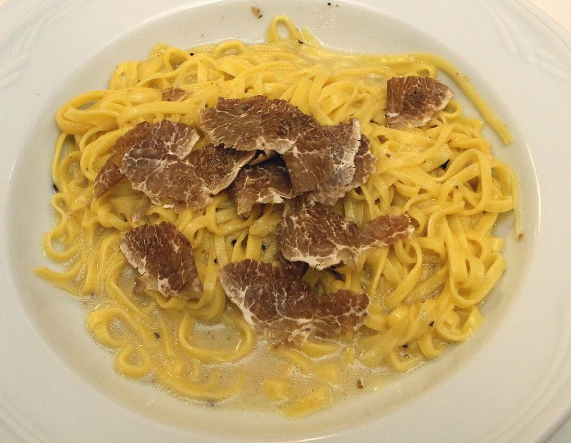 tagliolini al tartufo